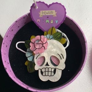 NWT Erstwilder DECAY BOUQUET